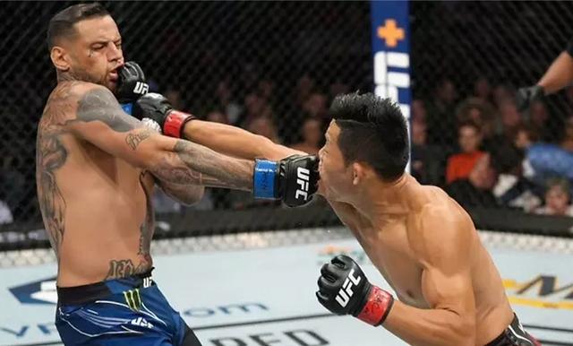 张伟丽ufc直播网站，ufc张伟丽直播视频？
