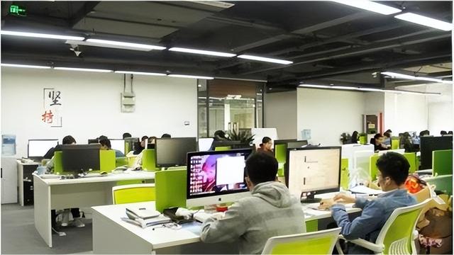做电商有钱吗，做电商真能赚到钱吗？