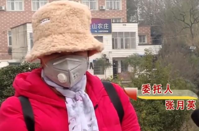 妻子在外当保姆赚钱，十年辛苦攒下一套房，丈夫却坚决要和她离婚