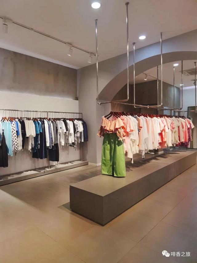 实体店男装文案朋友圈怎么写好看，实体店男装文案朋友圈怎么写啊？