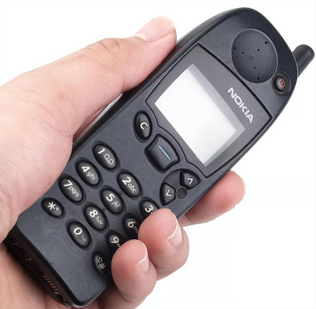 诺基亚手机大全老款式翻盖（诺基亚手机大全老款式图片）
