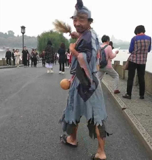 徒步西藏直播赚钱吗，徒步西藏直播能挣多少钱？