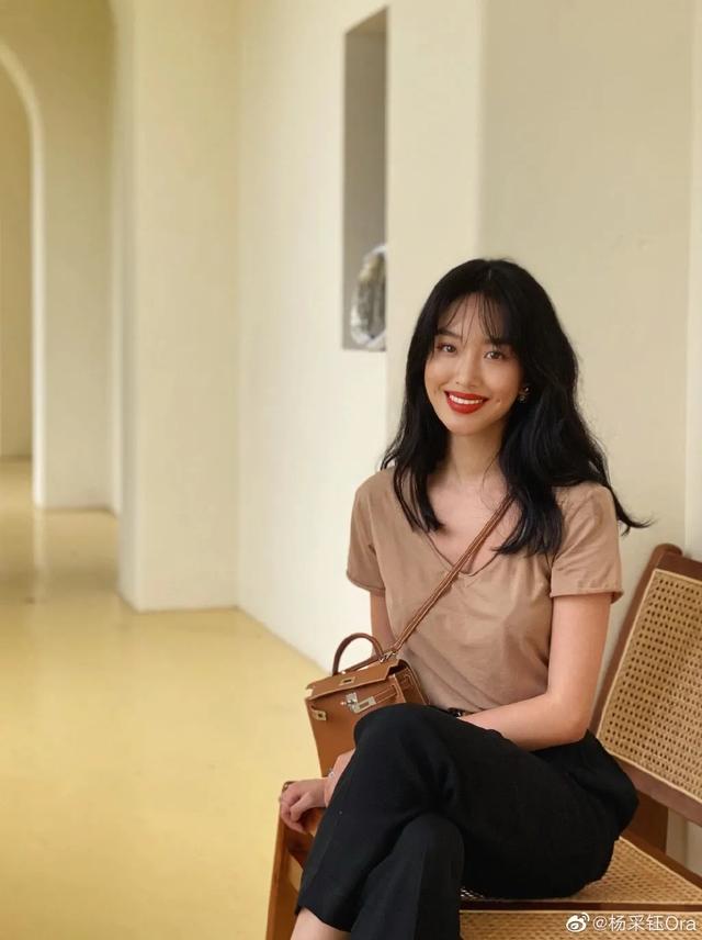 小红书浏览量多少可以赚钱提现（小红书浏览量多少可以赚钱啊）